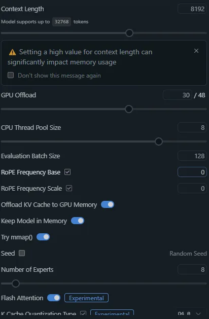Painel de parâmetros do modelo com Context Length em 8192 de 32768 possíveis, GPU Offload em 30 de 48, tamanho do pool de threads da CPU, batch de avaliação e opções como Flash Attention e quantização do cache.